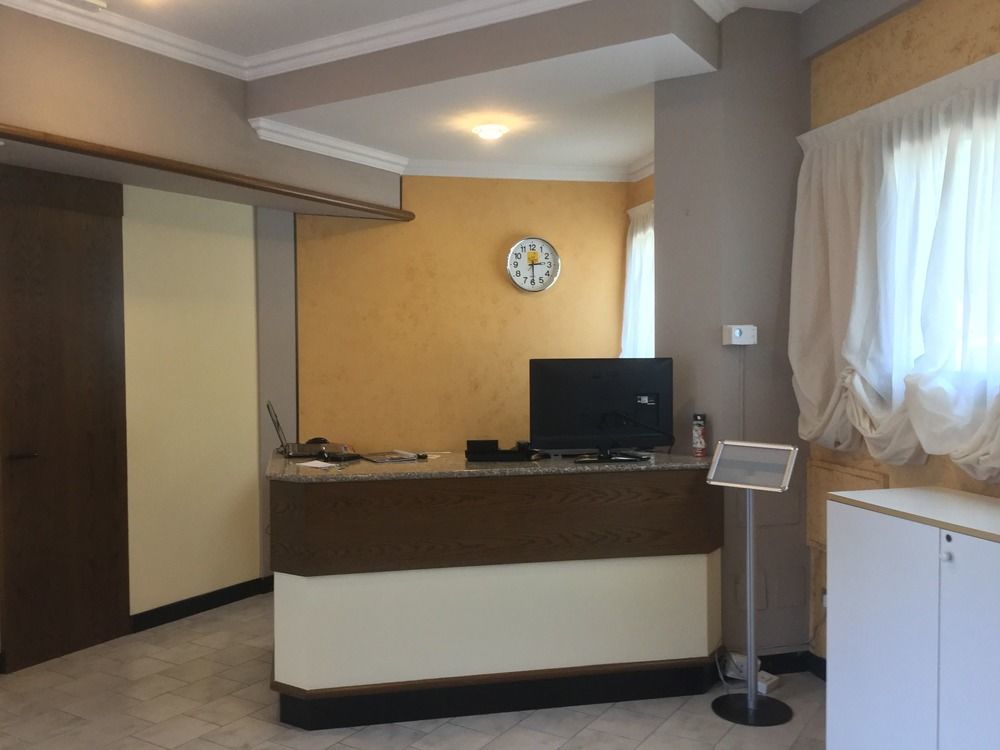 Hotel Marco Polo Self Check-In Bolonia Exterior foto