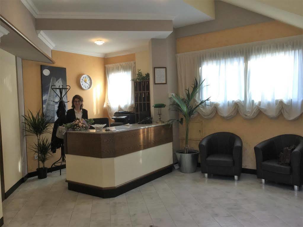 Hotel Marco Polo Self Check-In Bolonia Exterior foto