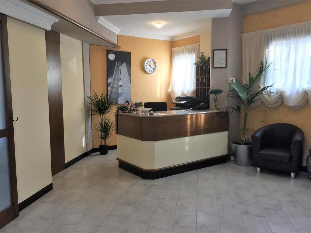 Hotel Marco Polo Self Check-In Bolonia Exterior foto